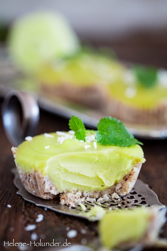 vegane Avocadotörtchen a la Key Lime Pie